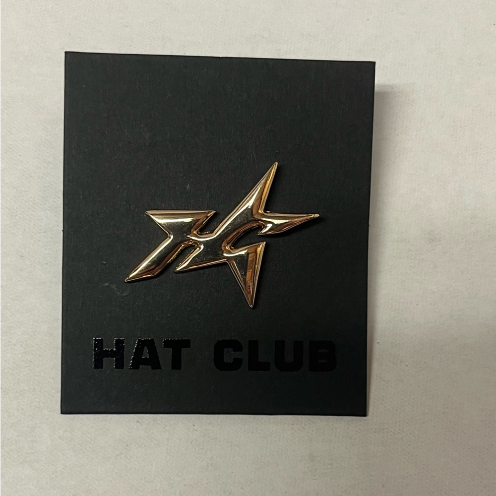 Hat Club Exclusive - Gold Star Hat Pin